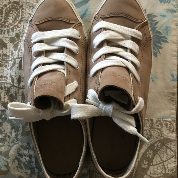 Retro Lacoste nubuck leather sneakers UK 6, EU 39.5, USA 8 - Picture 6 of 6